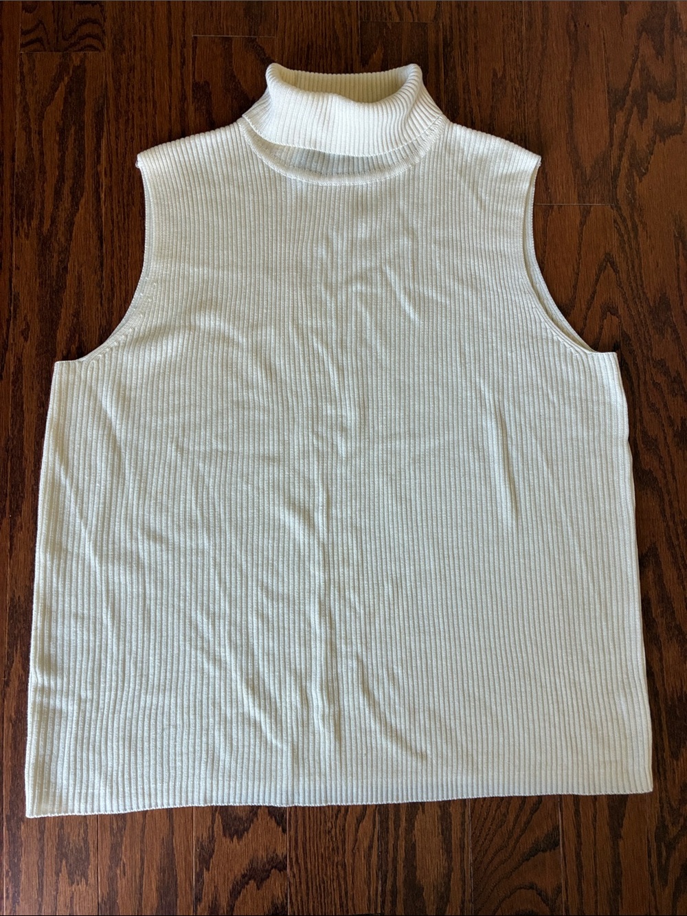 Vintage Sag Harbor Cream Sleeveless Ribbed Turtle Neck Top L